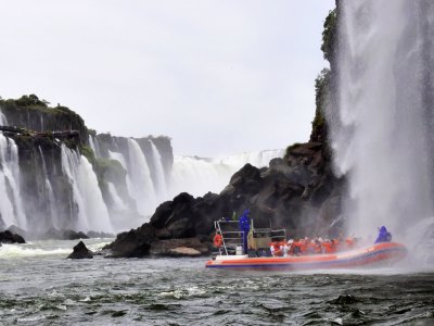 Boot Iguazu Wasserfälle